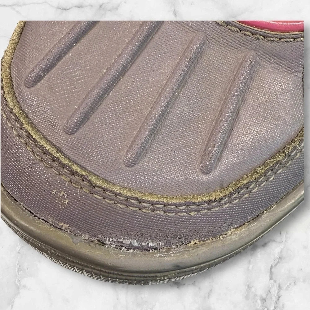 Nike gently used